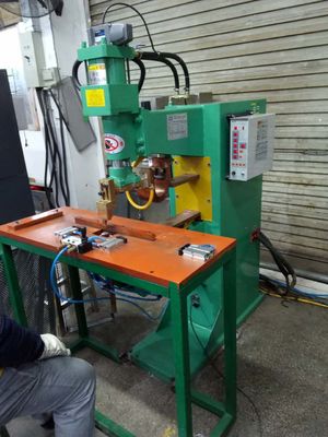Soldador de aço inoxidável do ponto da pressão de ar da máquina de soldadura 100KVA do ponto multi